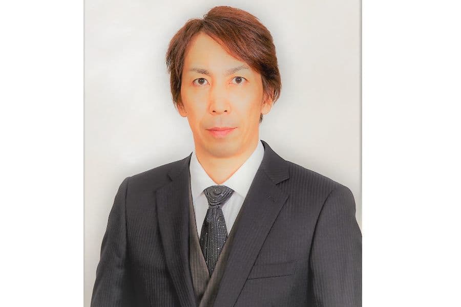 代表取締役